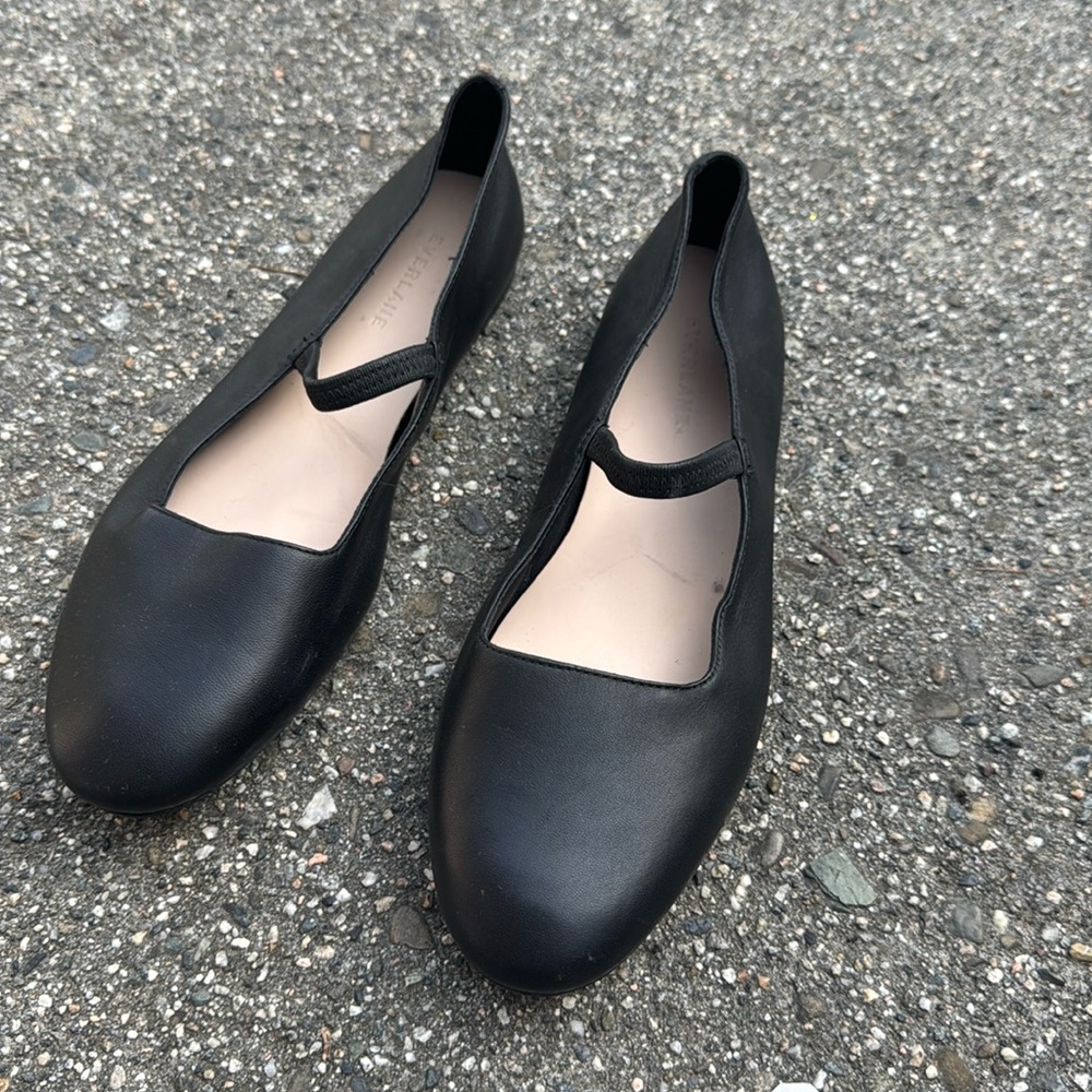 Everlane black leather ballet flats 9